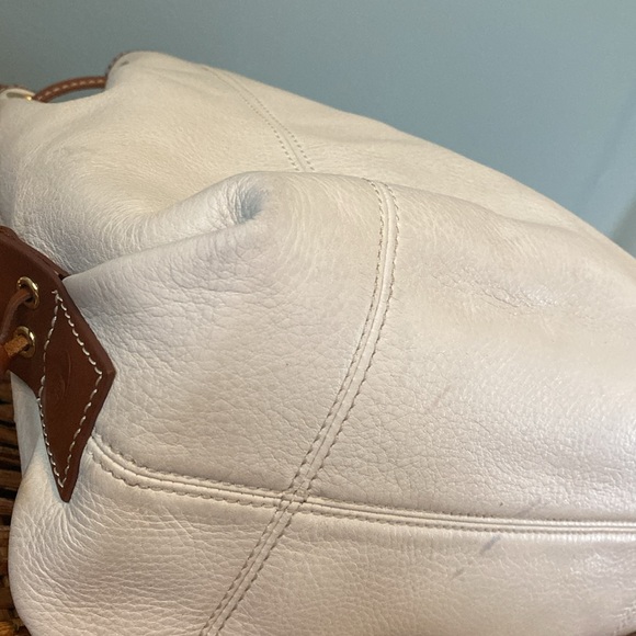 Dooney & Bourke White Leather Bucket Bag Purse - Picture 11 of 12